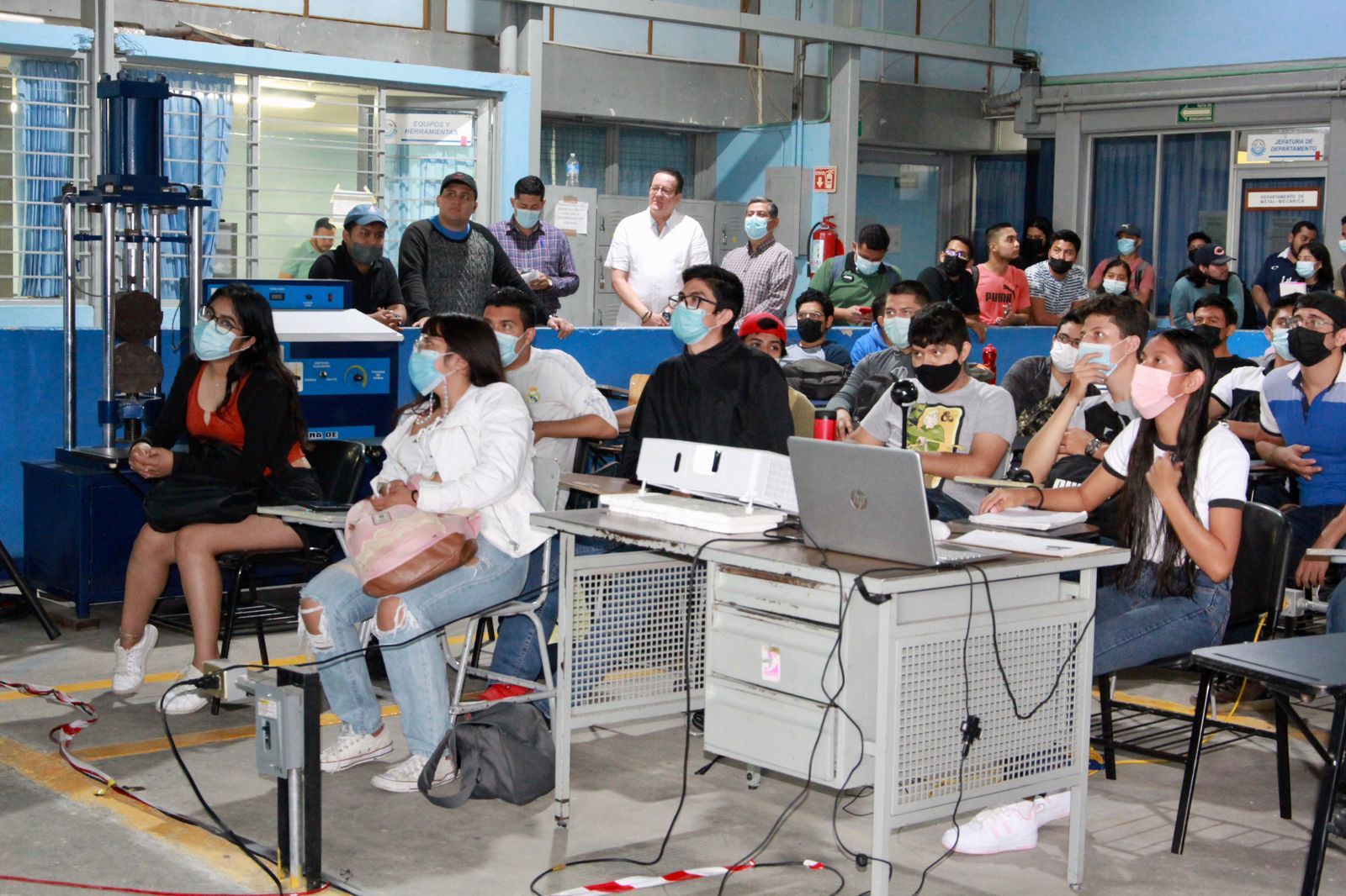 Egresada Del Tec De Tuxtla Imparte Conferencia Desde Alemania